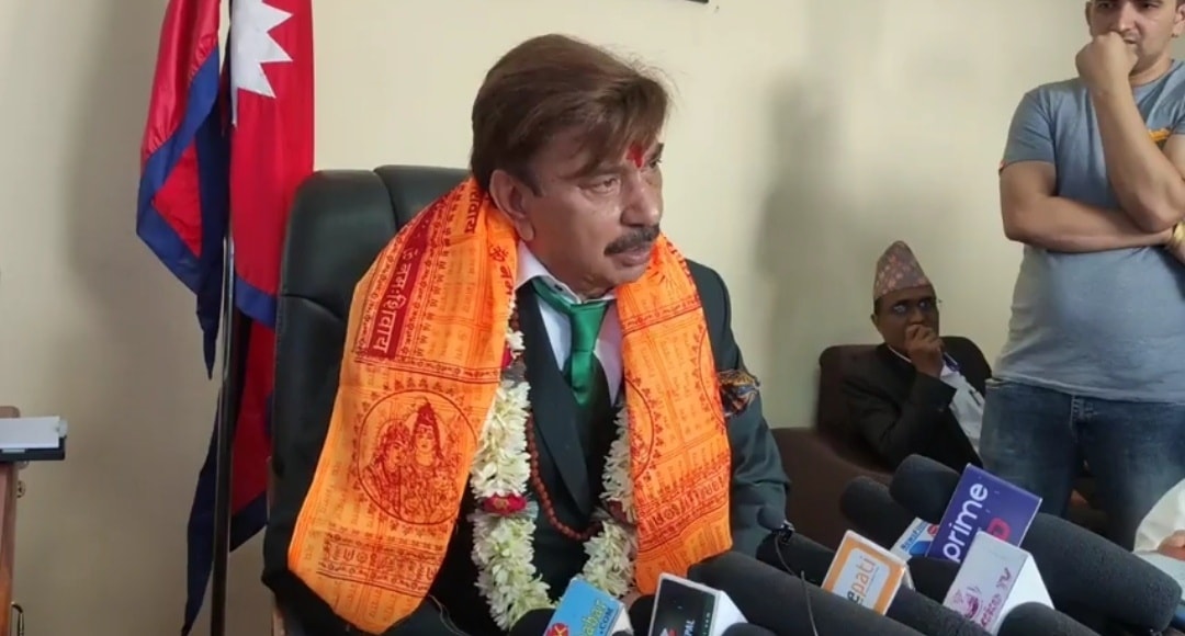 चलचित्र विकास बोर्डका नवनियुक्त अध्यक्ष भुवन केसीद्वारा पदभार ग्रहण