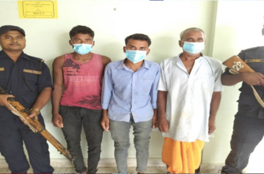 हत्या गरी गाडेको अवस्थामा महिलाको शव फेला,श्रीमानसहित तीनजना पक्राउ
