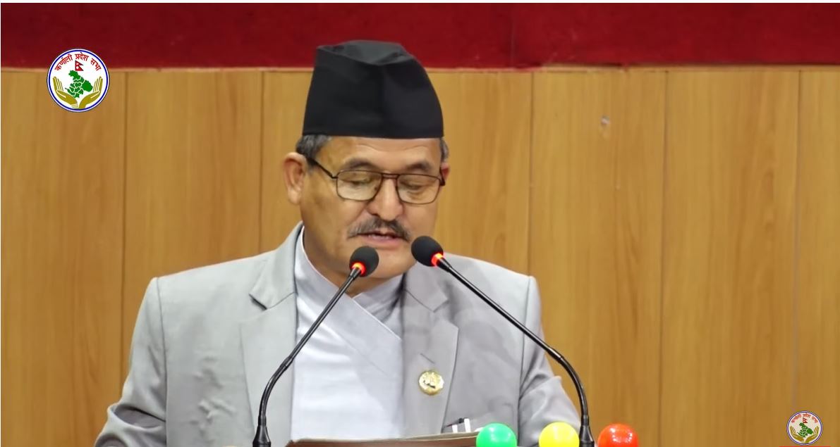 ४० प्रतिशत अधुरा योजना सम्पन्न गर्ने सरकारकाे लक्ष्य छ : मन्त्री सिंह