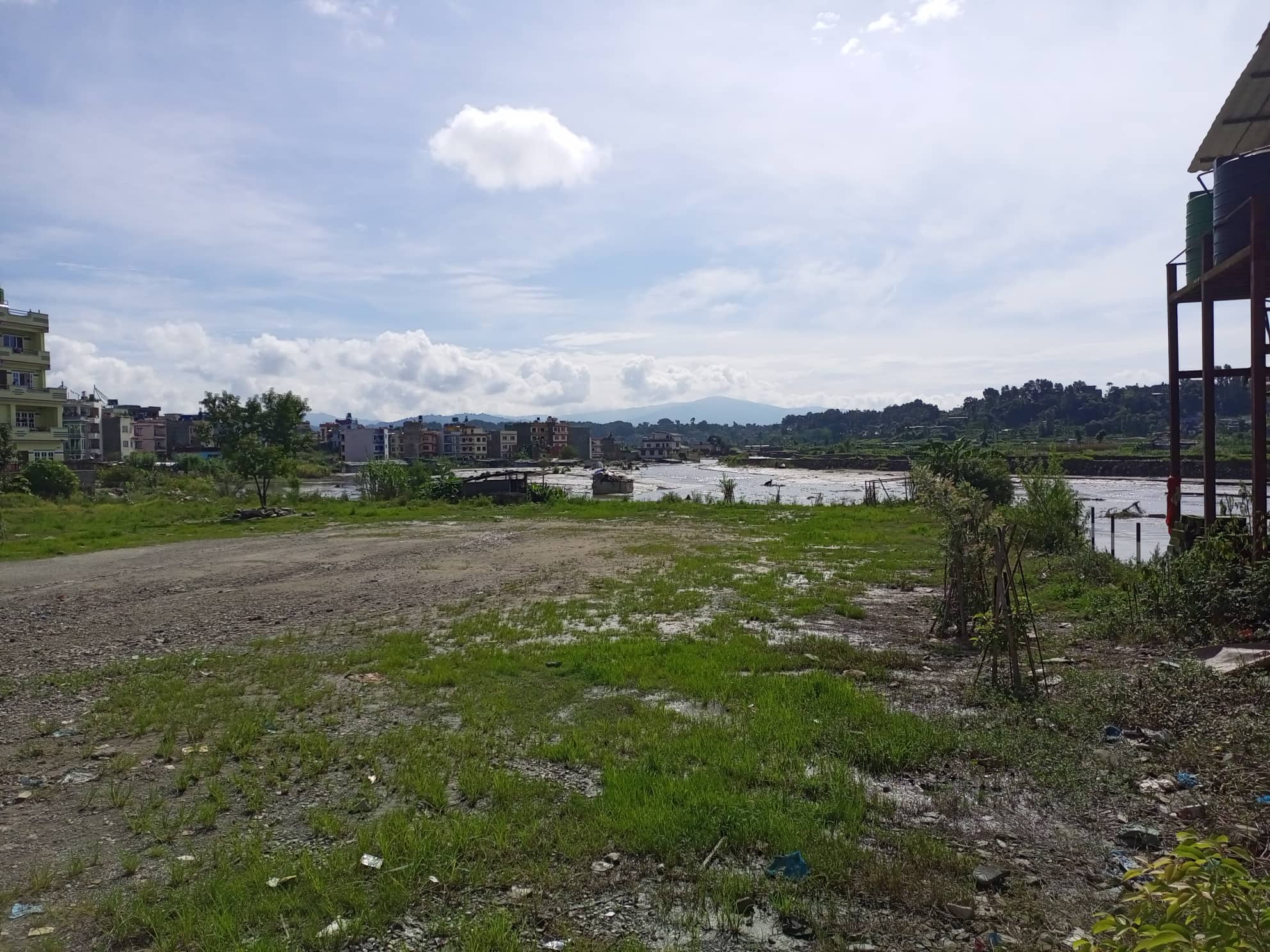 मनोहरा बाढी : ७५ लाख बराबरको क्षति