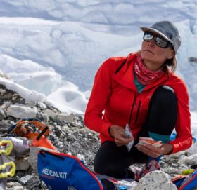 मनास्लुमा मृत भेटिइन् विश्वविख्यात स्की पर्वतारोही हिलारी