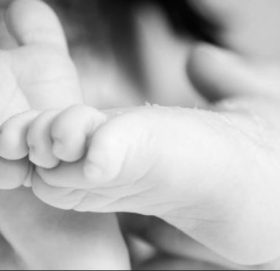 दुर्गमको नियति : बाटोमै मृत बच्चा जन्माइन नर्मताले