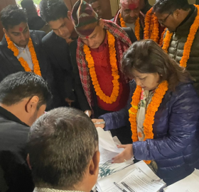 प्रतिनिधि बनेर आरजुले गरिन् देउवाको मनोनयन दर्ता