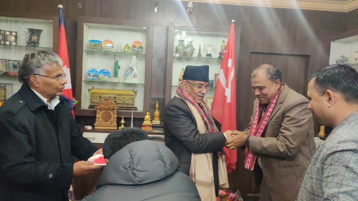 स्वतन्त्र सांसद महतो माओवादीमा प्रवेश