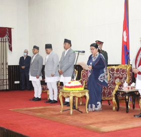 सभामुख देवराज घिमिरेले लिए शपथ