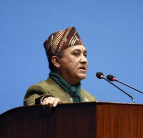 ओलीले प्रधानमन्त्रीलाई पिँजडामा हाल्न खोजेको शर्माकाे आरोप