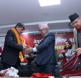 घनश्याम भूसाल एकीकृत समाजवादीमा प्रवेश