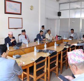 माओवादी बैठक: राष्ट्रपतिमा राष्ट्रिय सहमतिको आधार बनाउनुपर्नेमा जोड