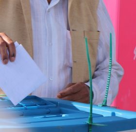 बारामा चार मुख्य प्रतिस्पर्धीमध्ये दुईले मतदान गर्न नपाउने