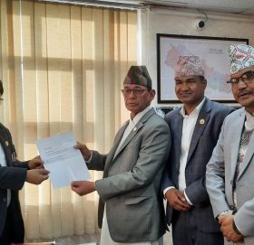 कर्णाली सरकारबाट बाहिरियो एमाले