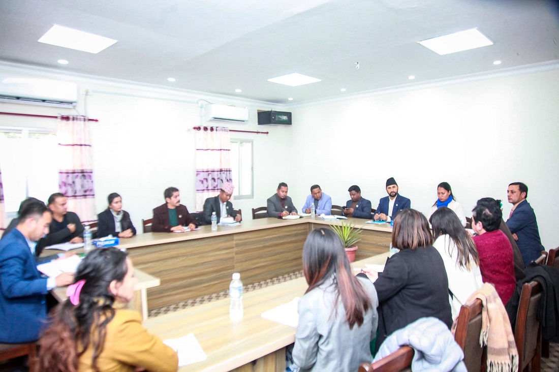 सांसद श्रेष्ठ जोडिएको अडियोबारे निर्णय लिन बोलाएको रास्वपाको बैठक सर्‍यो