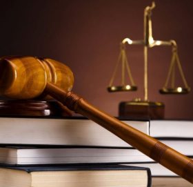 आज कानुन दिवस मनाइँदै