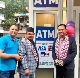 गरिमा विकास बैंकको एटिएम सेवा भुरुङ तातोपानीमा सुचारु