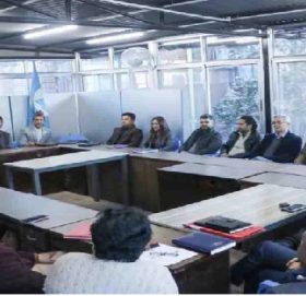 रास्वपाको बैठक बस्दै, सरकारमा सहभागी हुने या बाहिरिनेबारे निर्णय हुने