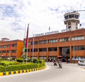 हडतालमा उत्रिए विमानस्थलका कर्मचारी, भन्सारका सबै काम ठप्प