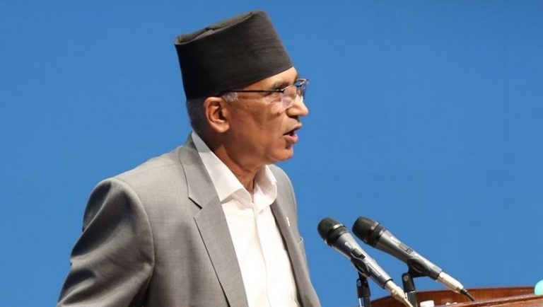 संसदमा आर्थिक सर्वेक्षण पेश,सार्वजनिक ऋण २६ खर्ब ७६ अर्ब पुग्यो