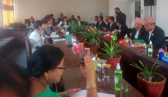 ब्रोकर लाइसेन्स रोक्ने अर्थ समितिको निर्देशन खारेज