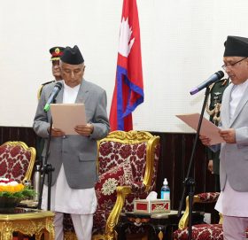 प्रधानन्यायाधीश कार्कीले लिए शपथ