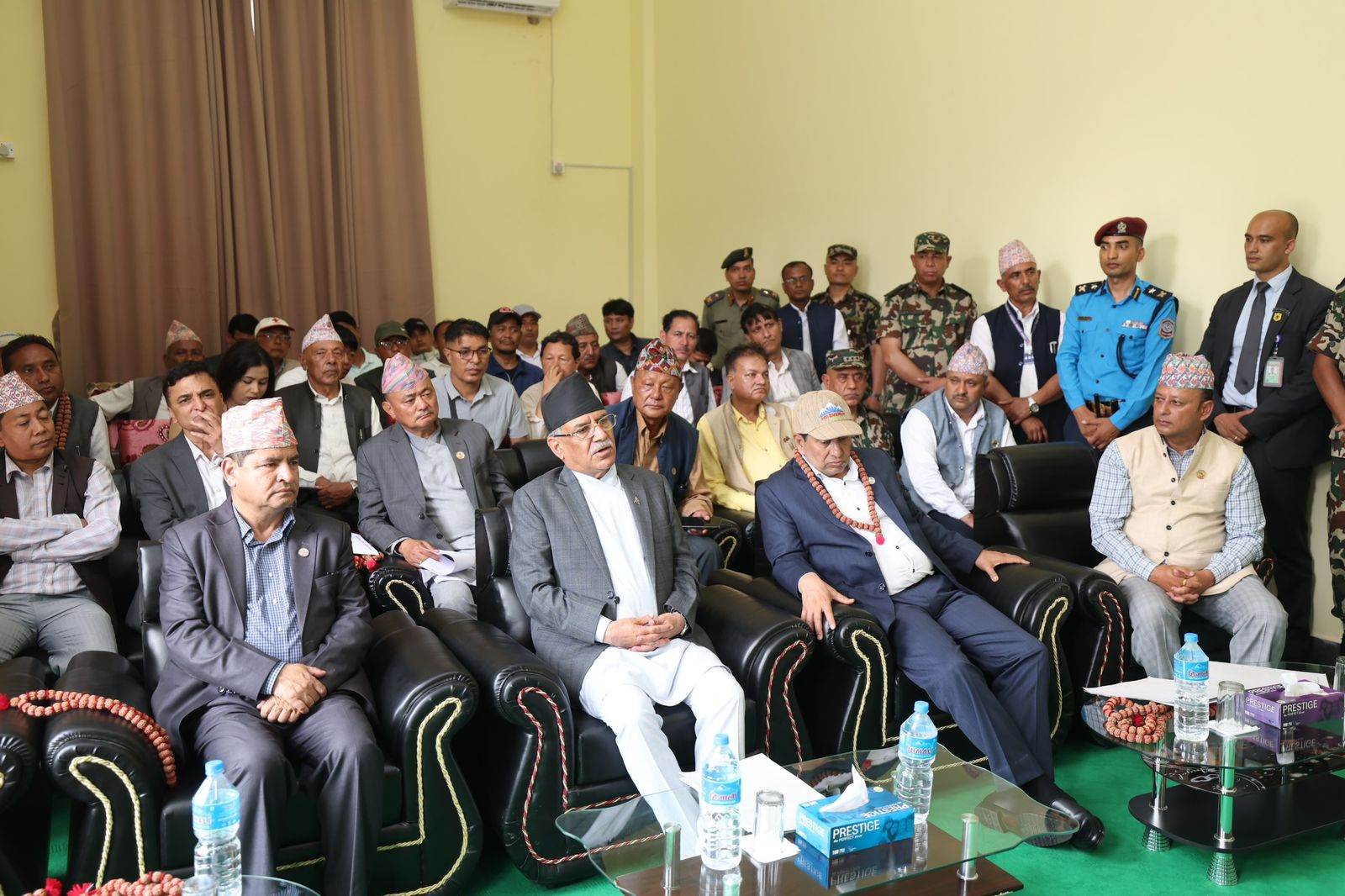 बाढीपहिरो प्रभावित क्षेत्रको अवलोकन गर्न प्रधानमन्त्री प्रचण्ड तुम्लिङटारमा