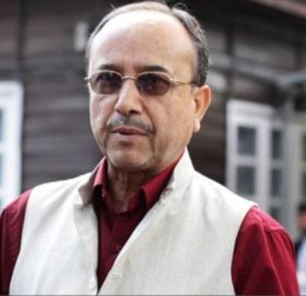 जनतासँग गरेका वाचा पूरा गर्न प्रतिवद्ध छु : मन्त्री खड्का