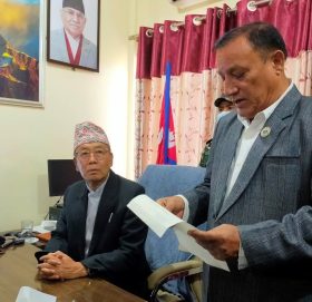 कोशीको मुख्यमन्त्रीमा उद्धव थापाको दाबी पेस