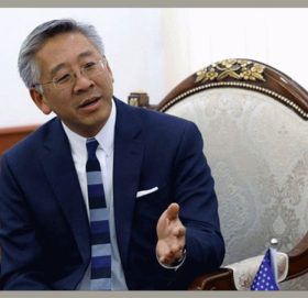 अमेरिकी सहायक विदेशमन्त्री लु काठमाडौंमा