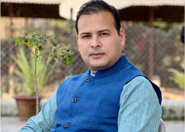 कृष्णबहादुर महराका छोरा राहुल महरा पक्राउ