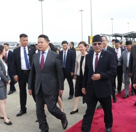 आज १५ दिन पछि प्रधानमन्त्री प्रचण्ड स्वदेश फर्कदै