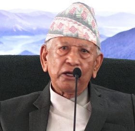 कांग्रेस नेता केसीको प्रश्न :चारैतिर भ्रष्टाचार फैलिँदा सरकार के हेरेर बसेको छ ?