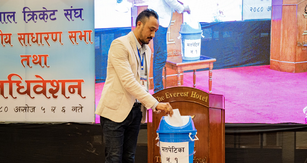 पारस खड्का क्यानको सचिवमा निर्वाचित