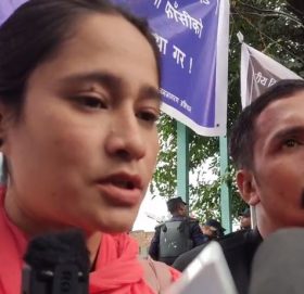 रिगललाई दिएको कैद मिनाहाविरुद्ध भारतीले सुरु गरिन् अनशन