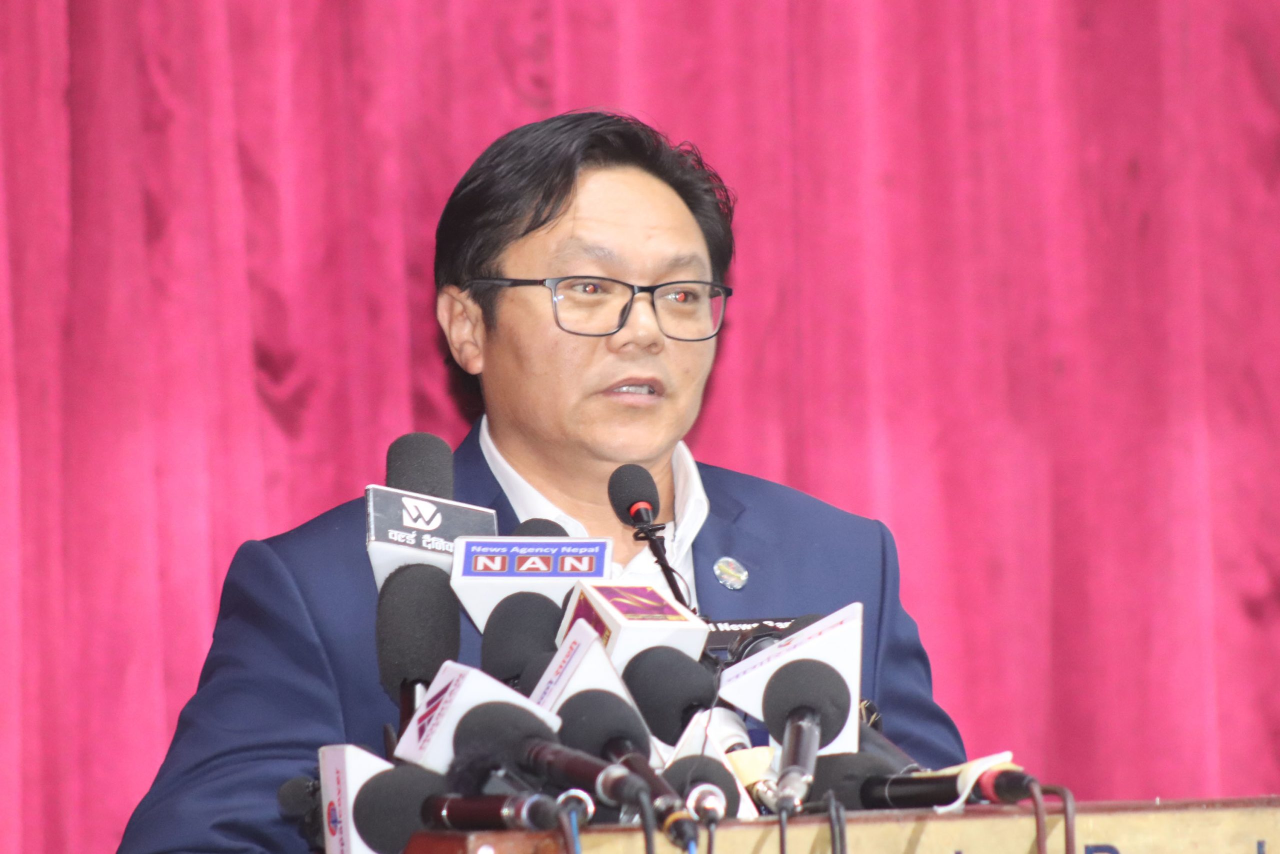 यसवर्ष १० वटा विमान किन्छौँ : मन्त्री किराँती