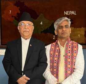 कोशीका नवनियुक्त मुख्यमन्त्रीले एमाले अध्यक्ष ओलीलाई भेटे