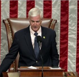 सट डाउन विवादले अमेरिकी सभामुख पदमुक्त