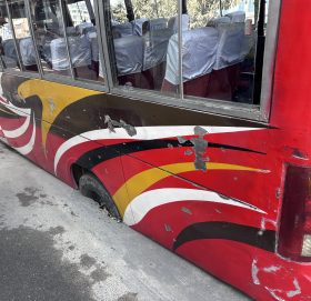 नयाँ बानेश्वरमा गुड्दागुड्दैको बस भासियो