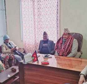 संसदीय दलको नेता हटाउने निर्णय सच्याउन माओवादी सुदूरपश्चिम समितिको निर्देशन