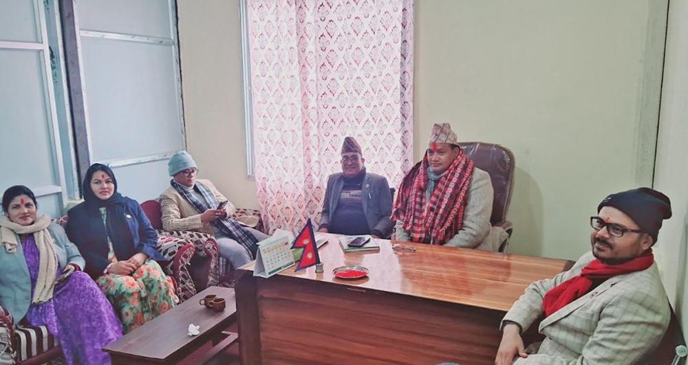 संसदीय दलको नेता हटाउने निर्णय सच्याउन माओवादी सुदूरपश्चिम समितिको निर्देशन