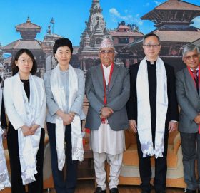 एमाले अध्यक्ष ओली र चिनियाँ उपमन्त्री हायानबीच भेटवार्ता