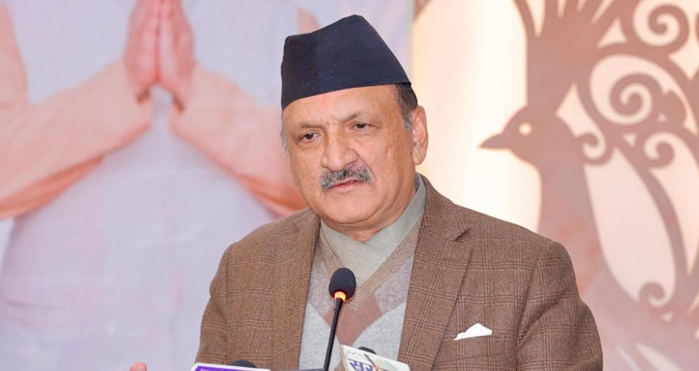 विद्युतीय गाडीलाई दिइएको छुटले ३५ अर्ब बढी राजस्व घट्यो : अर्थमन्त्री महत