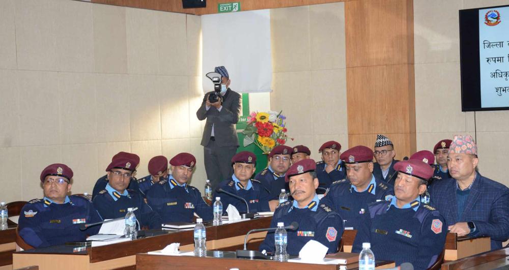 एसपीहरुलाई गृहमन्त्रीको निर्देशन : शान्ति सुरक्षा, सेवा र सुशासनका पक्षमा गुणात्मक काम गर्नू