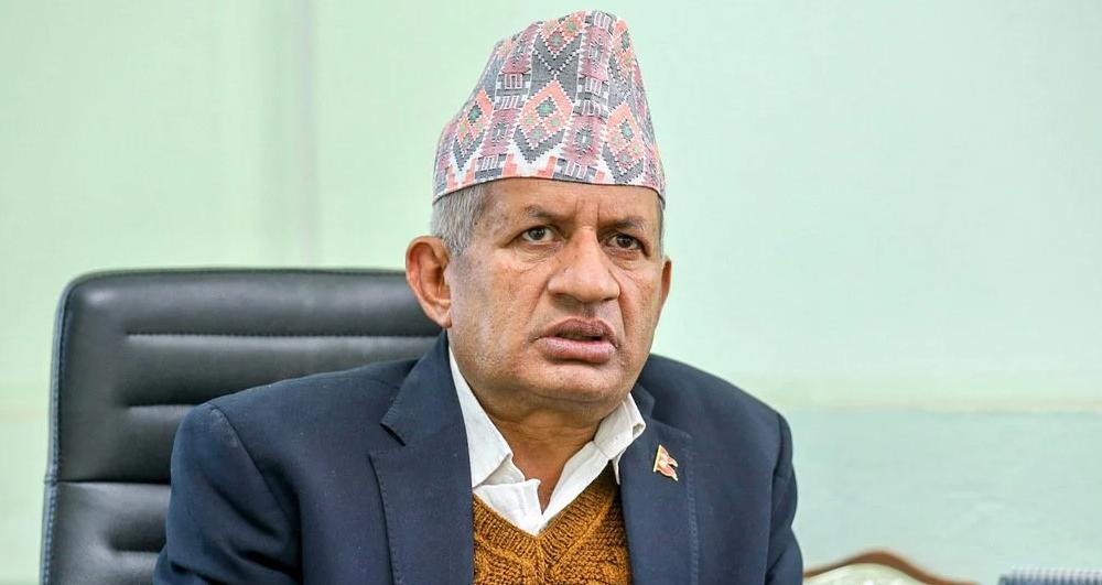 एमालेले सरकार बदल्न छलफल गरिरहेको छ : प्रदीप ज्ञवाली