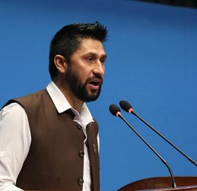 संसद बैठकमा रवि लामिछानेको प्रश्न : सहकारी ठगहरुलाई कारबाही गर्न कसले रोक्यो ?