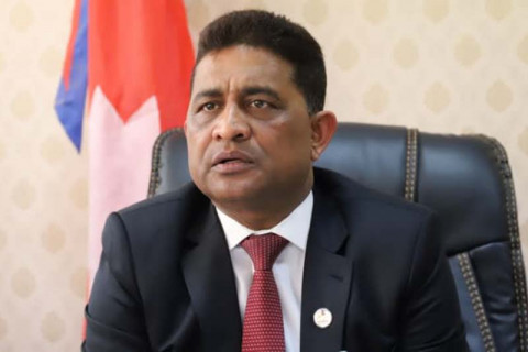 प्रधानमन्त्रीपछिको वरियतामा रघुवीर महासेठ