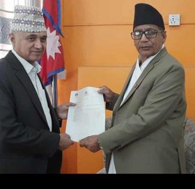 आज विश्वासको मत लिँदै गण्डकीका मुख्यमन्त्री अधिकारी