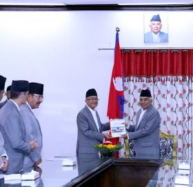 आयोगले उपनिर्वाचनको परिणाम प्रतिवेदन राष्ट्रपतिलाई बुझायो