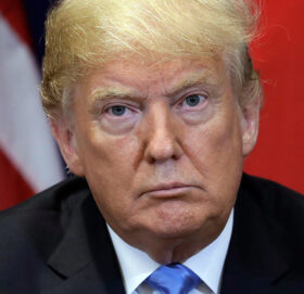 जेलेन्स्कीसँग विवाद भएपछि सहयोग रोक्ने ट्रम्पको निर्णय