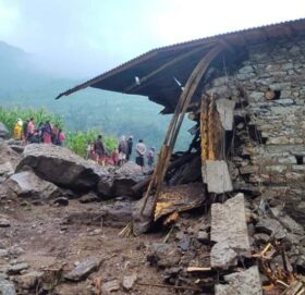 पहिरोमा परी एकै घरका चार जनाको मृत्यु