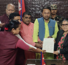 मधेशको मुख्यमन्त्रीमा सतिश सिंहको दावी पेश