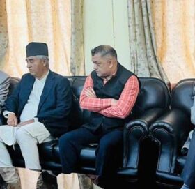 संविधानको धारा ७६(२)बमोजिम ओली नै प्रधानमन्त्री बन्ने कांग्रेसको दाबी