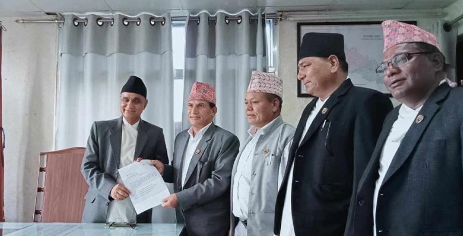 कर्णाली सरकारबाट माओवादी बाहिरियो, चार मन्त्रीले दिए राजीनामा